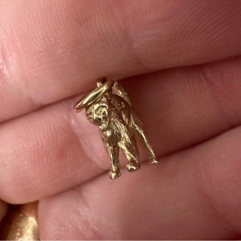 9k Gold Vintage Spooky Cat Charm Pendant - Picture 2 of 5